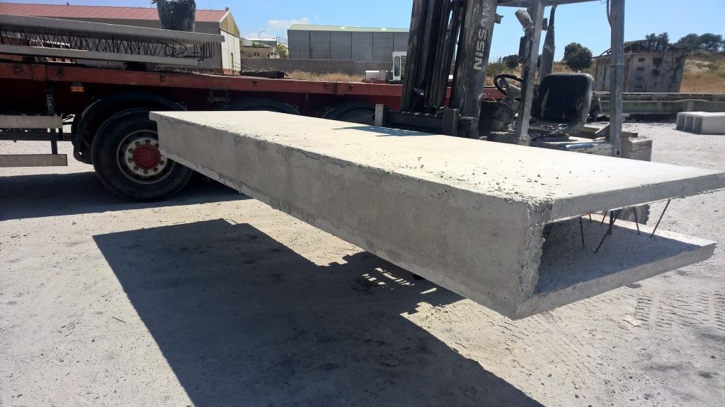 Muros de contención prefabricados de hormigón en Cáceres (Extremadura)